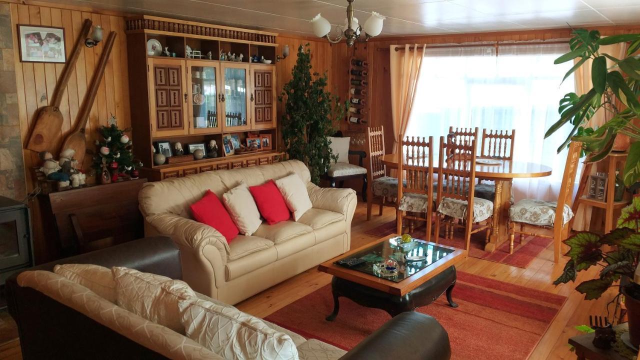 كاسترو Hospedaje Martita المظهر الخارجي الصورة